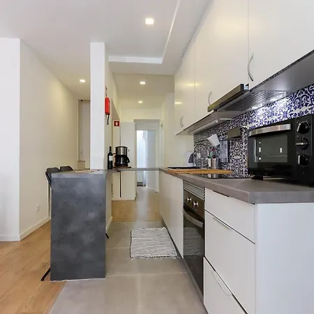 Wal Apartments- 3 Bedrooms With Parking Space Apartman Lisboa