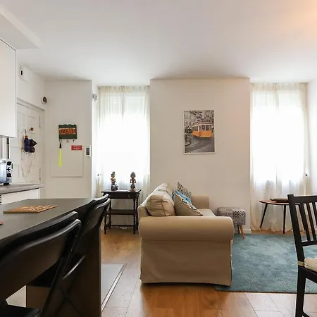 Wal Apartments- 3 Bedrooms With Parking Space * Lisbon