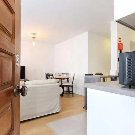 Apartamento Wal Apartments- 3 Bedrooms With Parking Space