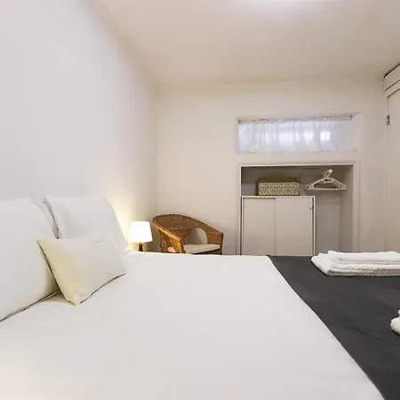 Wal Apartments- 3 Bedrooms With Parking Space Apartmán *